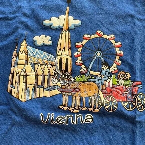 Vienna/ Shark Attack Sequence Reversible Soft Play Boys Short Sleeves T-Shirt S - Picture 10 of 15